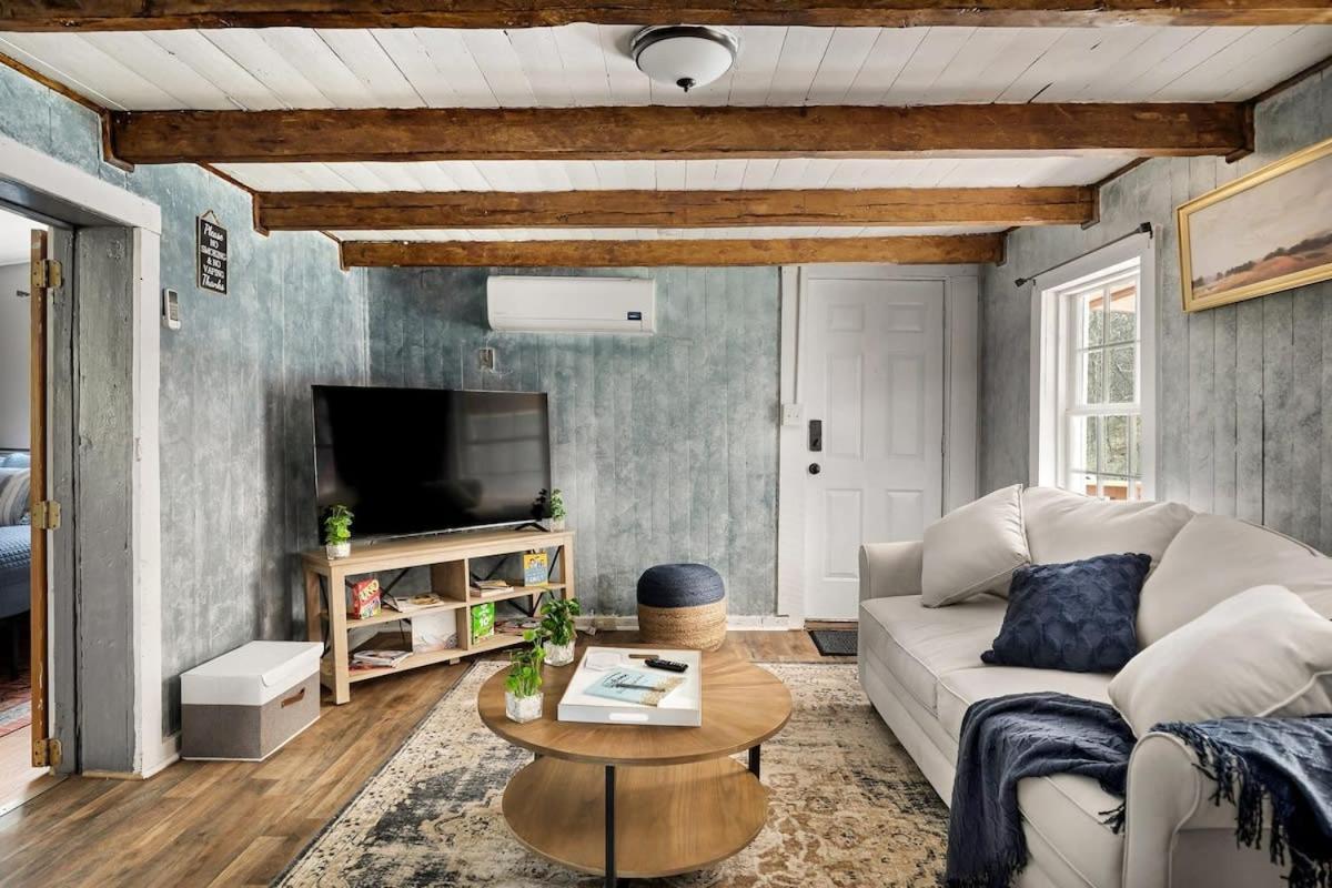 Creekside Cabin W Hot Tub, Fire Pit, Grill, Wifi! Basye Exteriör bild